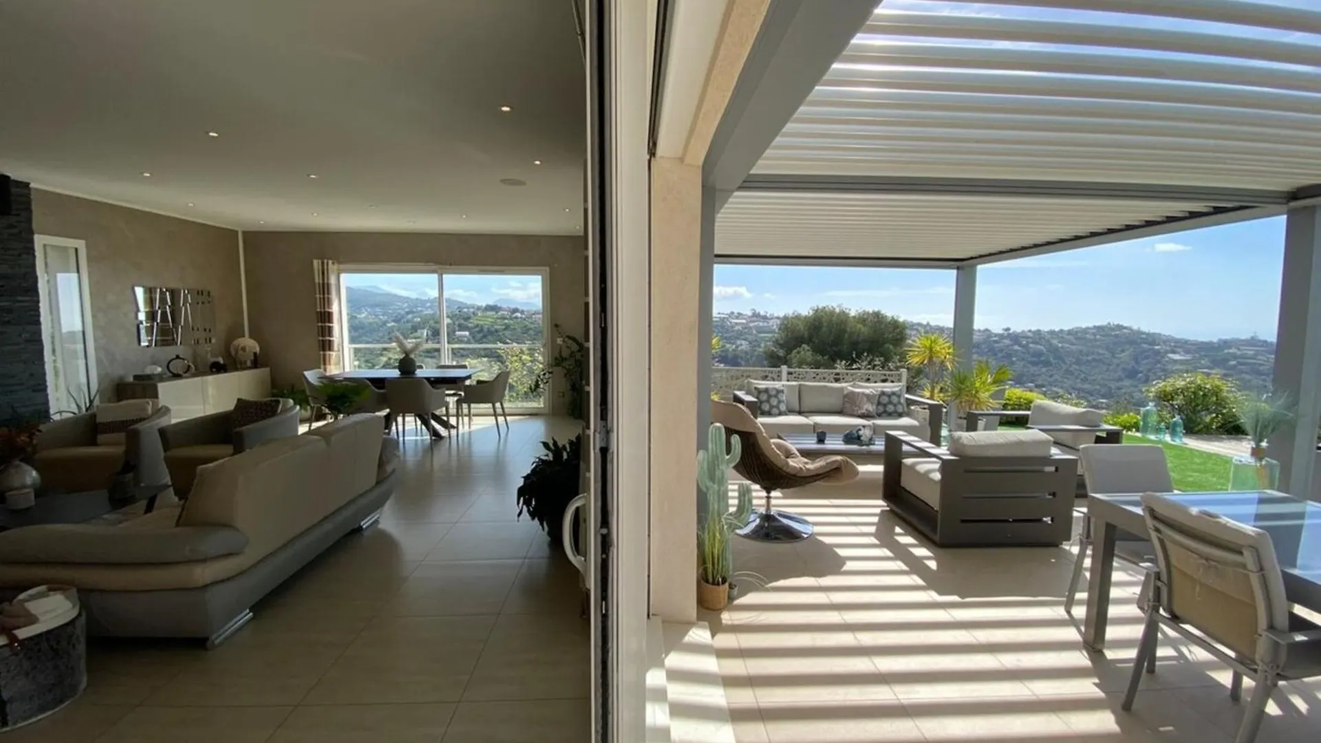 Superb Modern Villa - Sea View Pool Holiday home
